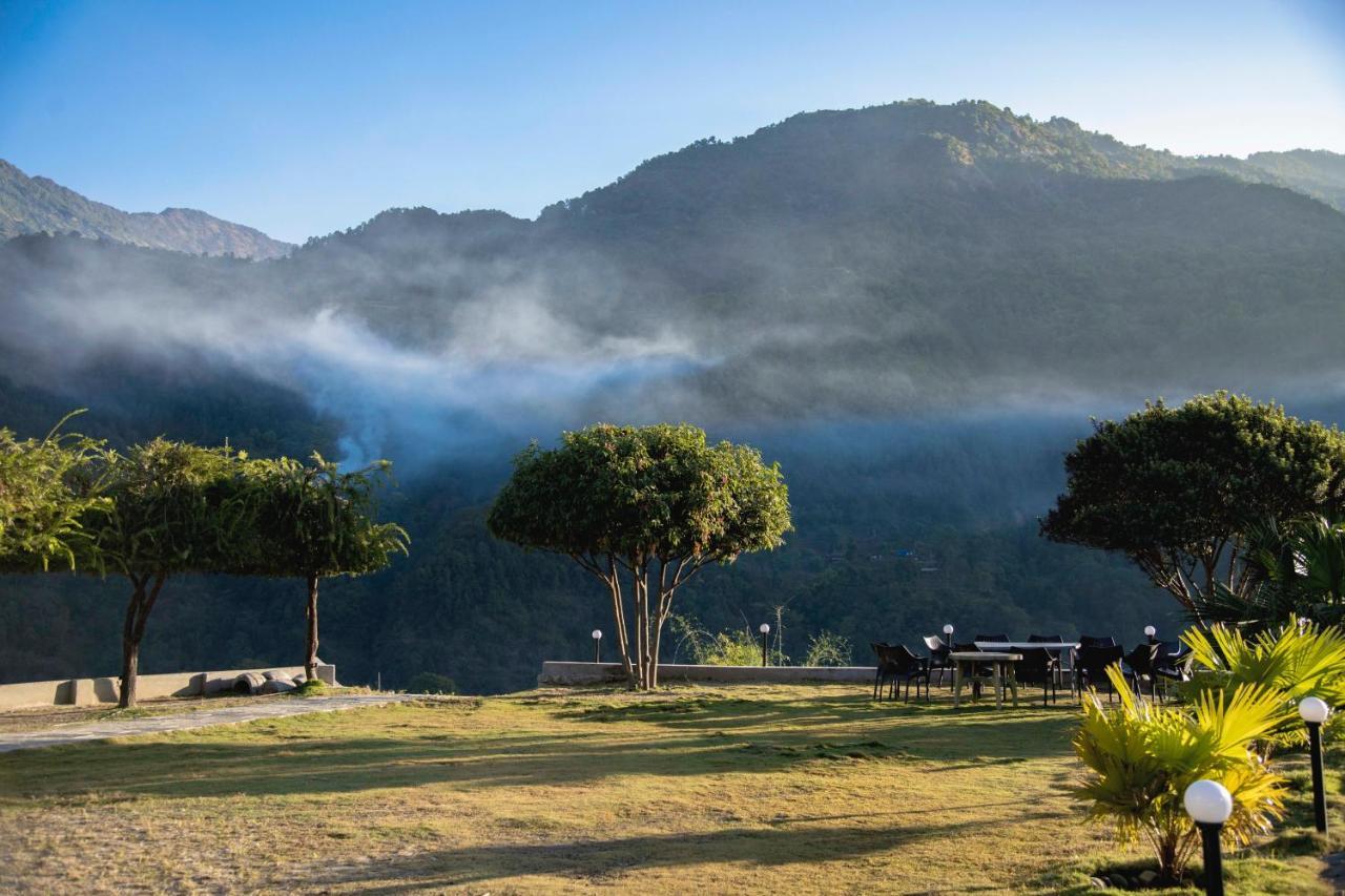 Gateway Himalaya Resort Ghanpokhara Esterno foto