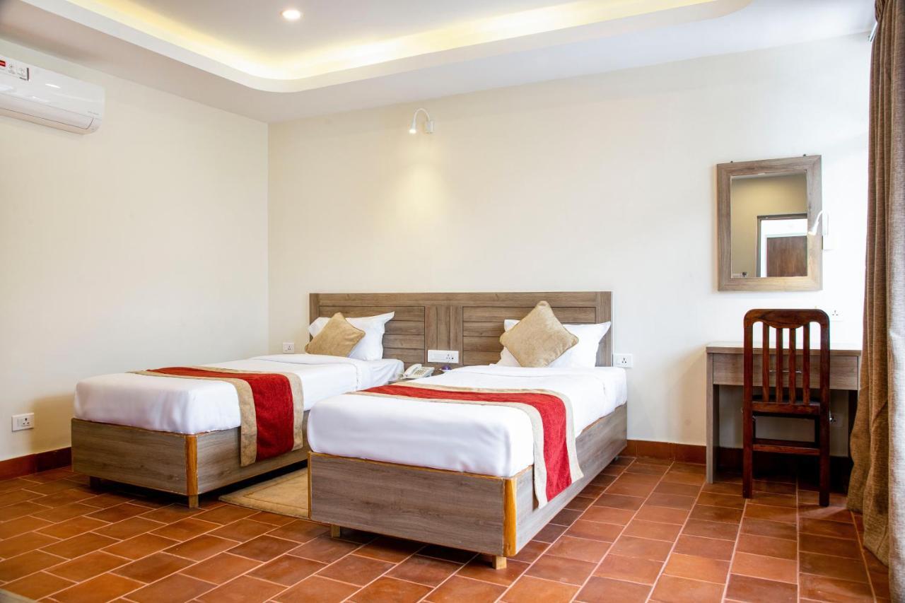 Gateway Himalaya Resort Ghanpokhara Esterno foto