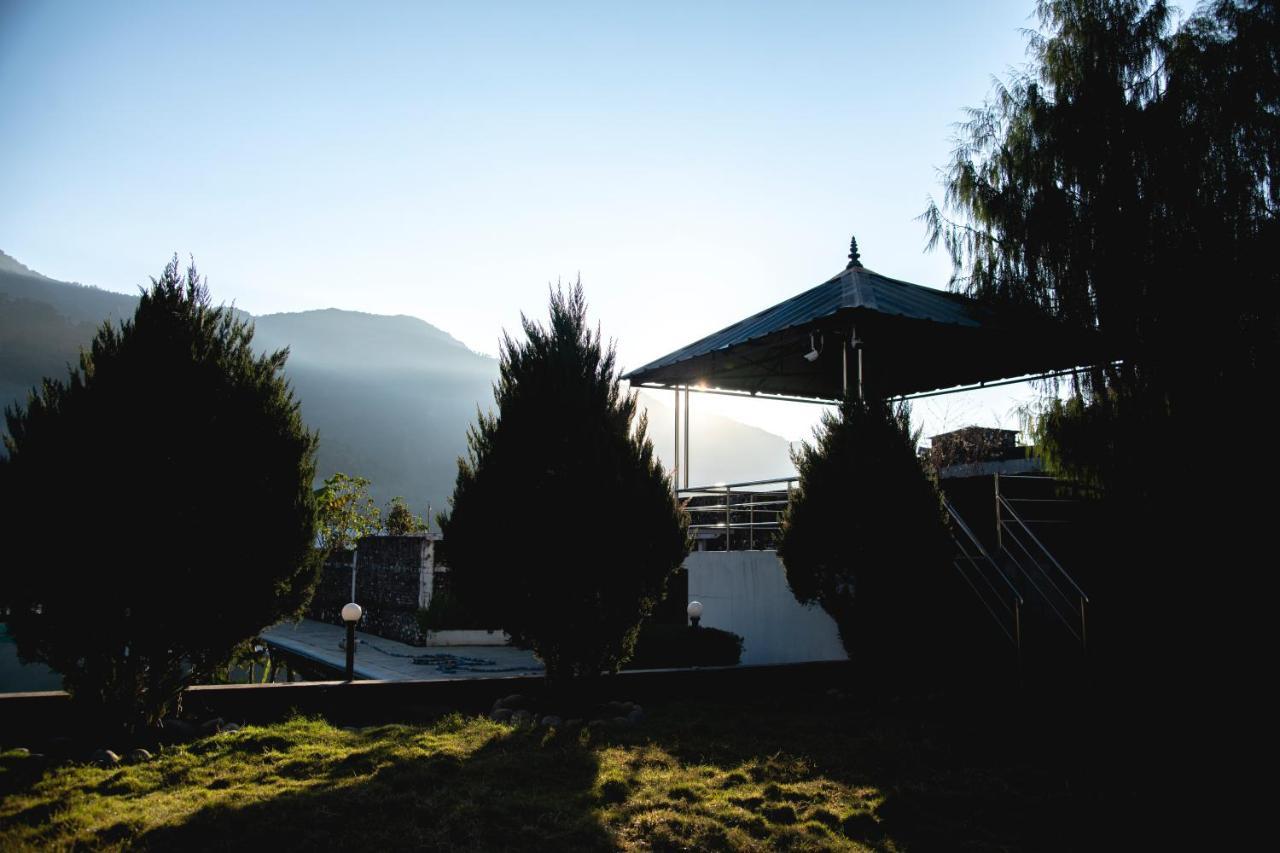 Gateway Himalaya Resort Ghanpokhara Esterno foto